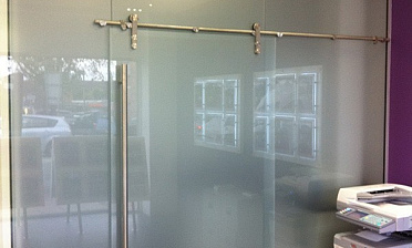 Перегородки из стекла непрозрачные, для офиса купить в Алматы