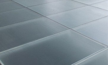 Стеклянный пол в квартиру с матовым стеклом купить в Алматы