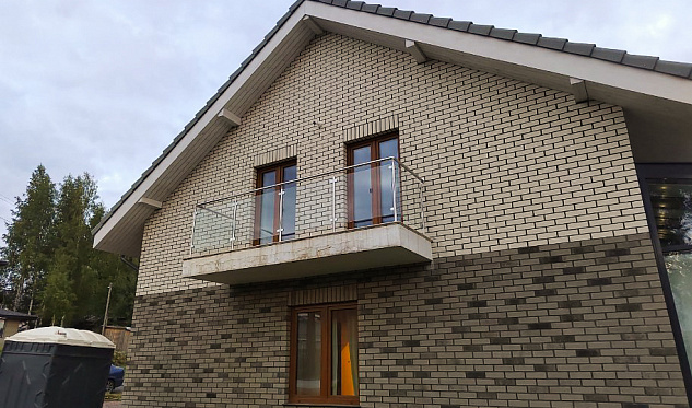 Французский балкон и лестница в Алматы. Готовые проекты ПерилаГлавСнаб