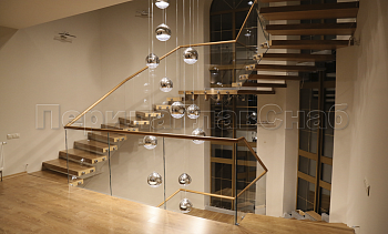 Перила для лестниц в частном доме в Алматы. Готовые проекты ПерилаГлавСнаб Перила для лестниц в частном доме в Алматы. Готовые проекты ПерилаГлавСнаб