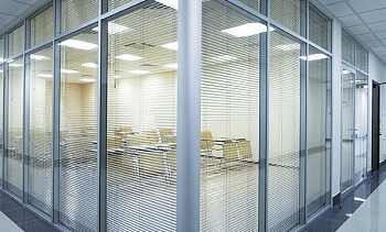 Cтеклянные перегородки - вариант 4 в Алматы. Готовые проекты ПерилаГлавСнаб