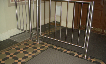 Ограждение лестниц для детей с вертикальным заполнением в Алматы. Готовые проекты ПерилаГлавСнаб Ограждение лестниц для детей с вертикальным заполнением в Алматы. Готовые проекты ПерилаГлавСнаб