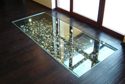 Стеклянные полы в квартире в Алматы. Готовые проекты ПерилаГлавСнаб - фото 5