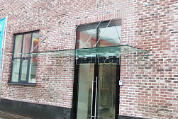 Стеклянные козырьки на вантах в Алматы. Готовые проекты ПерилаГлавСнаб - фото 23