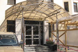 Козырьки и навесы на металлокаркасе в Алматы. Готовые проекты ПерилаГлавСнаб - фото 29